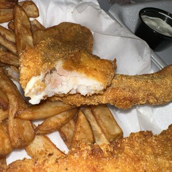 East End Grill - 4-piece catfish basket - American Near Me - Memphis, Tennessee East End Grill - 4-piece catfish basket - American Near Me - Memphis, Tennessee