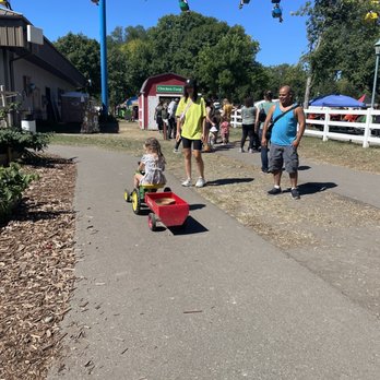 Minnesota State Fair - Kemps Little Hands Farm - Festivals Near Me - Saint Paul, Minnesota Minnesota State Fair - Kemps Little Hands Farm - Festivals Near Me - Saint Paul, Minnesota