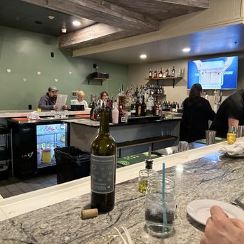 Pat’s - Dinner at the bar! - Italian Near Me - Cumberland, Rhode Island