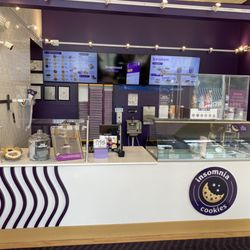 Insomnia Cookies