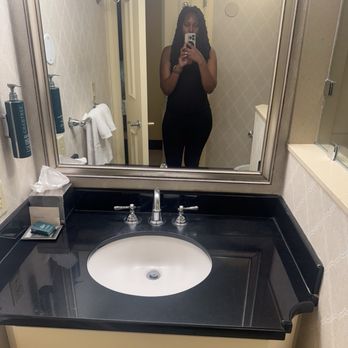 Hilton Baton Rouge Capitol Center - Bathroom vanity - Hotels Near Me - Baton Rouge, Louisiana