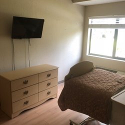 Palm City Nursing and Rehab Center - Spacious Private Rooms