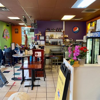 7 Seven Thai Restaurant - the interior of the restaurant - Thai Near Me - Roseburg, Oregon 7 Seven Thai Restaurant - the interior of the restaurant - Thai Near Me - Roseburg, Oregon