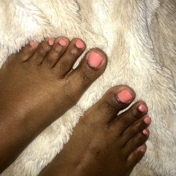 Lush Nails Spa - Toes Essie polish. Express pedicure. - Nail Salons Near Me - Charlotte, North Carolina Lush Nails Spa - Toes Essie polish. Express pedicure. - Nail Salons Near Me - Charlotte, North Carolina