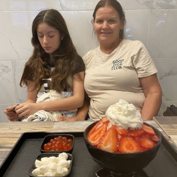 Cafe Tori - Bingsu with mochi and boba - Desserts Near Me - Bakersfield, California
