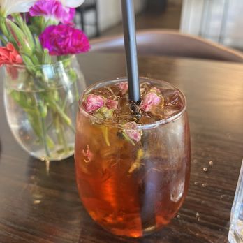 Variable Cafe - Iced Rose Earl Grey Tea, slightly sweet and refreshing. - Vegan Near Me - Los Angeles, California Variable Cafe - Iced Rose Earl Grey Tea, slightly sweet and refreshing. - Vegan Near Me - Los Angeles, California