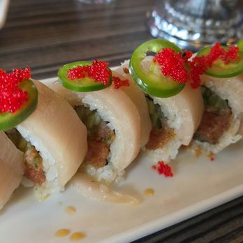 Shakou Barrington - Flaming Hamachi - Sushi Bars Near Me - Barrington, Illinois