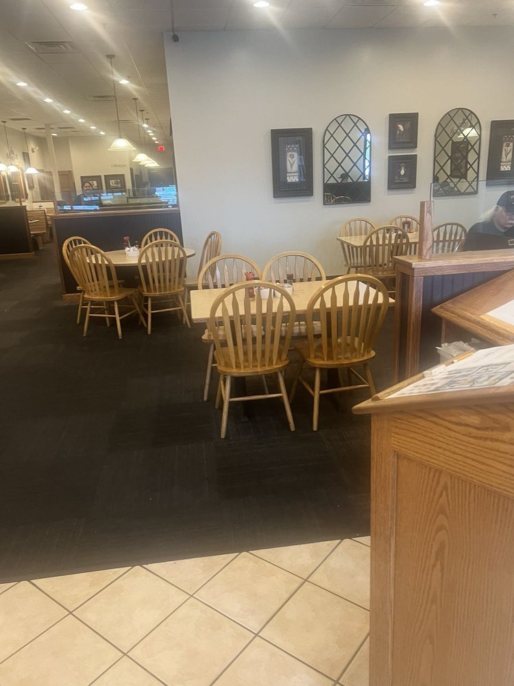 Taylor's Breakfast and Lunch