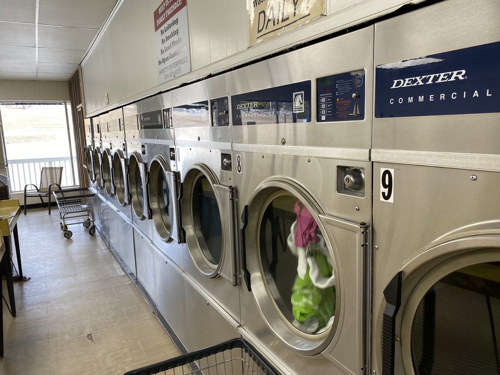 VARSITY LAUNDROMAT Updated June 2024 436 E South St, Dadeville