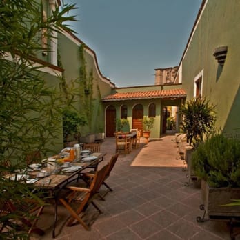 La Casa del Atrio - Made to order breakfast at one of the patios - Hotels Near Me - Santiago de Querétaro, QUE La Casa del Atrio - Made to order breakfast at one of the patios - Hotels Near Me - Santiago de Querétaro, QUE