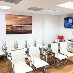 Gelasio Baras, MD PA - Office Lobby.