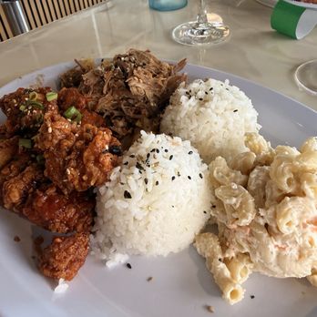 Moa Kai Hawaiian Diner - Lunch plate with Kalua pork and KFC - Hawaiian Near Me - Orlando, Florida Moa Kai Hawaiian Diner - Lunch plate with Kalua pork and KFC - Hawaiian Near Me - Orlando, Florida