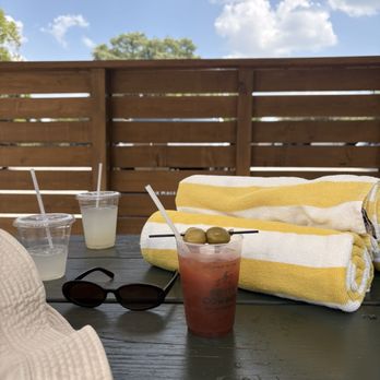 Petit Cowboy - Hotels Near Me - New Braunfels, Texas Petit Cowboy - Hotels Near Me - New Braunfels, Texas