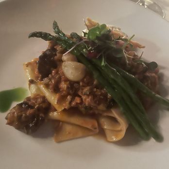 The Black Pearl - Beef and short rib Bolognese - New American Near Me - Dunedin, Florida The Black Pearl - Beef and short rib Bolognese - New American Near Me - Dunedin, Florida