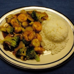 Lieu's Asian Cuisine - Shrimp and broccoli