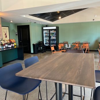 Windsor Brown's - Inside - Sandwiches Near Me - Anaheim, California Windsor Brown's - Inside - Sandwiches Near Me - Anaheim, California