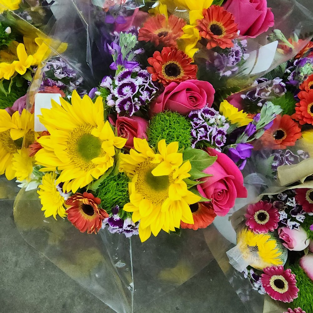 Berkeley Florist Supply Company - Bouquets - Florists Near Me - Miami, Florida