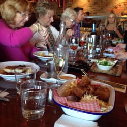 Barbuto - Mains are served