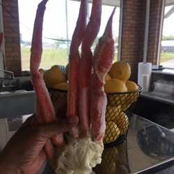 Tar Heel Fish House - #910TNCFISH #CRABLEGS #TARHEELNC #SEAFOOD