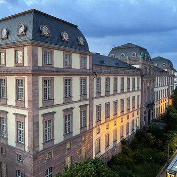 Obendrüber vom Henschel - View of the palace - American Near Me - Darmstadt, HE Obendrüber vom Henschel - View of the palace - American Near Me - Darmstadt, HE