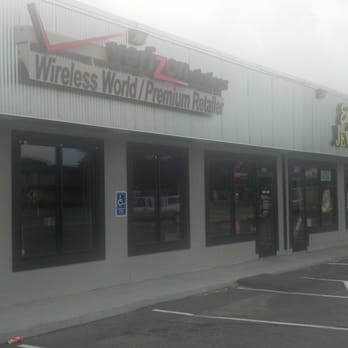 Verizon - Mobile Phones Near Me - River Falls, Wisconsin