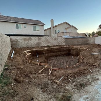 Alan Jackson Pools - Pool & Hot Tub Service Near Me - Lancaster, California