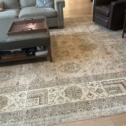 Norbert Rug Gallery