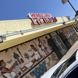 La India Herbs - Front of store