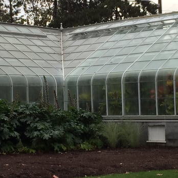 Volunteer Park Conservatory - Parks Near Me - Seattle, Washington