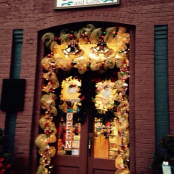 Paul Thomas Chocolates - Chocolatiers & Shops Near Me - Dahlonega, Georgia Paul Thomas Chocolates - Chocolatiers & Shops Near Me - Dahlonega, Georgia