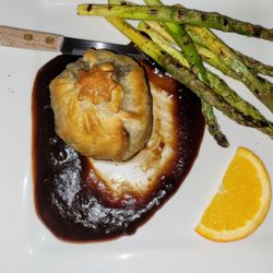 One Fifteen Broiler - Beef wellington