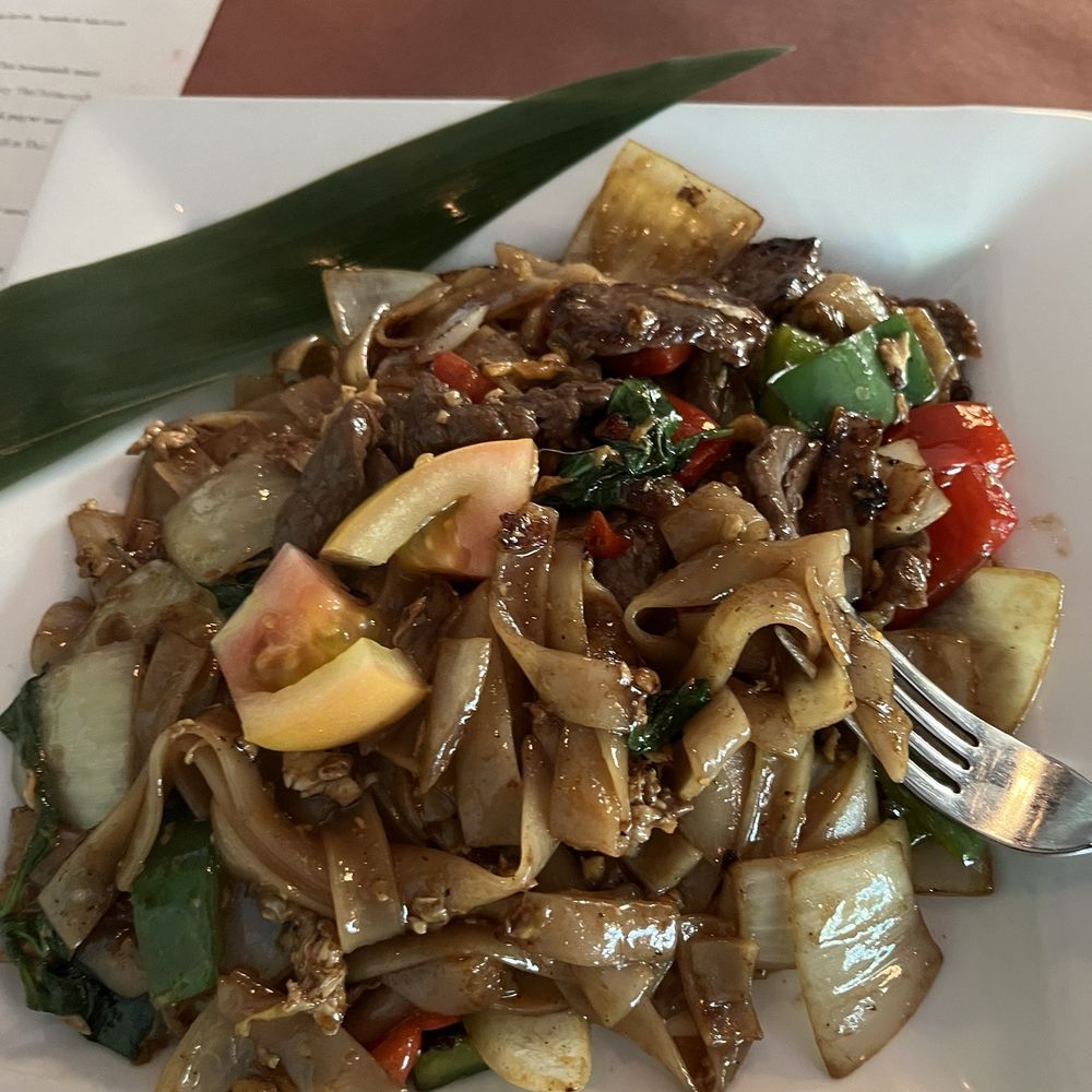 Thai Mint - pad kee mao - Thai Near Me - New Orleans, Louisiana Thai Mint - pad kee mao - Thai Near Me - New Orleans, Louisiana
