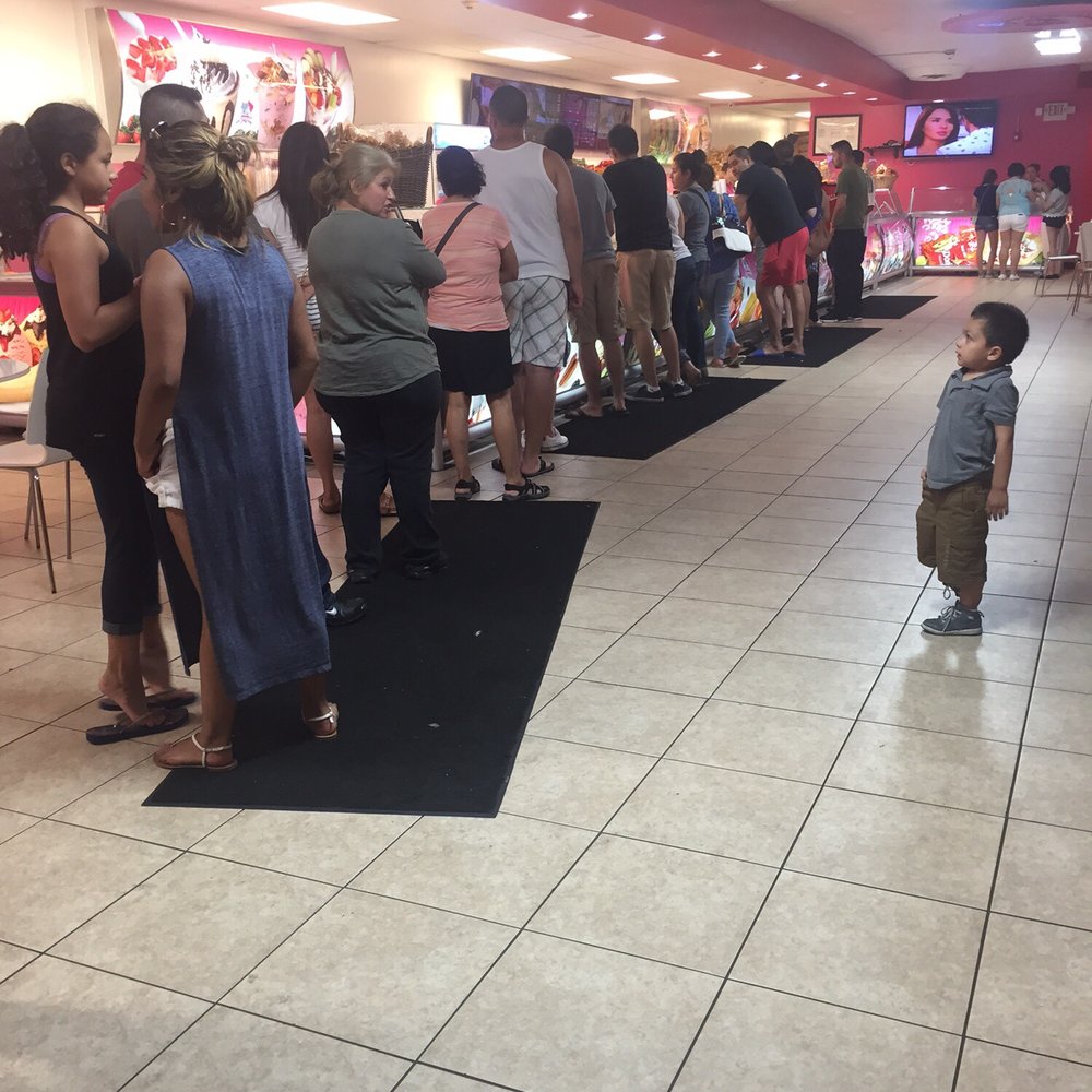 La Michoacana Premium - Looong wait!! - Desserts Near Me - Berwyn, Illinois La Michoacana Premium - Looong wait!! - Desserts Near Me - Berwyn, Illinois