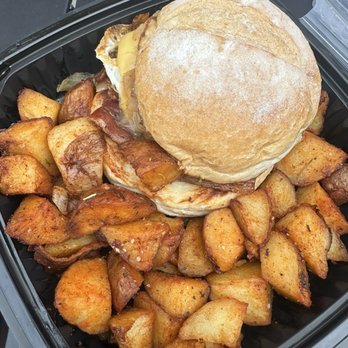 Toast Coffee + Kitchen - Coffee & Tea Near Me - Ronkonkoma, New York Toast Coffee + Kitchen - Coffee & Tea Near Me - Ronkonkoma, New York