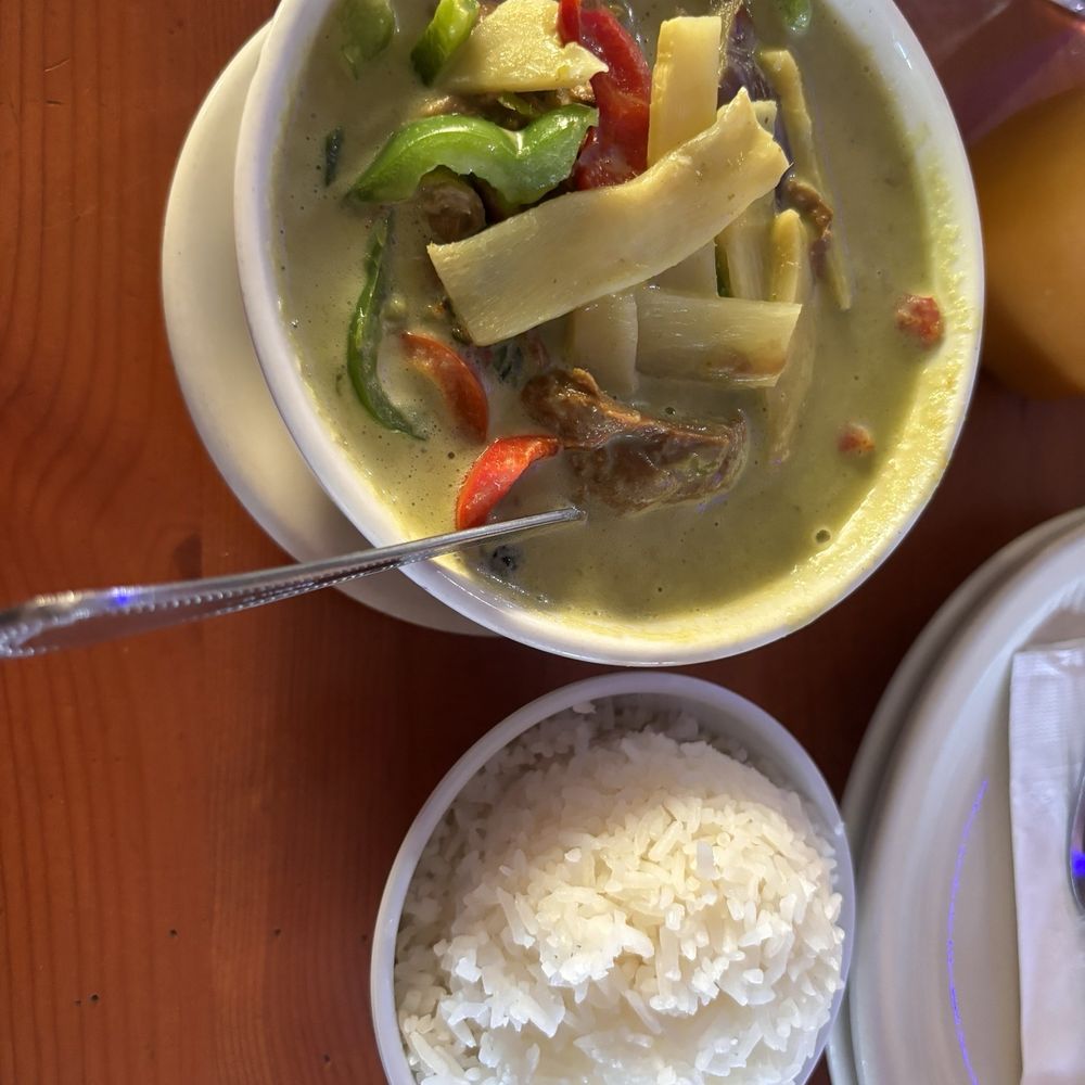 Thai Elephant Restaurant - Thai Near Me - Atascadero, California