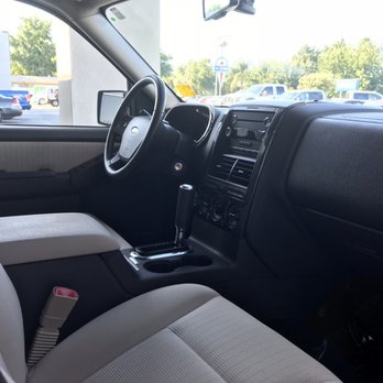 Madera Ford - Car Dealers Near Me - Madera, California