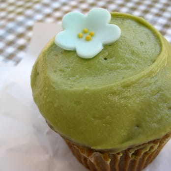 Love At First Bite - Matcha green tea cupcake! - Bakeries Near Me - Berkeley, California Love At First Bite - Matcha green tea cupcake! - Bakeries Near Me - Berkeley, California