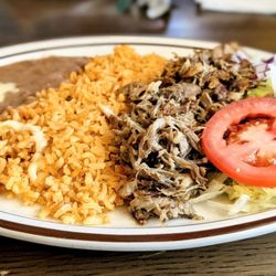 Taqueria Chuyita - Lunch Carnitas Verde, $11.99