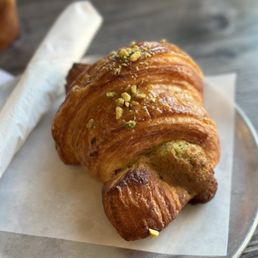Pistachio Croissant
