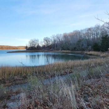 Great Esker Park - Hiking Near Me - E Weymouth, Massachusetts