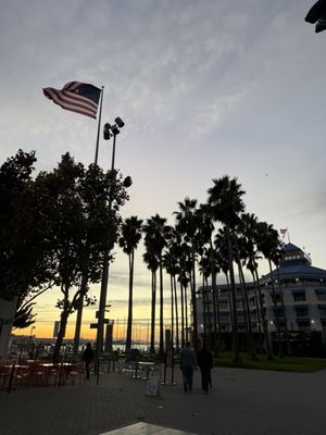 Jack London Square by null