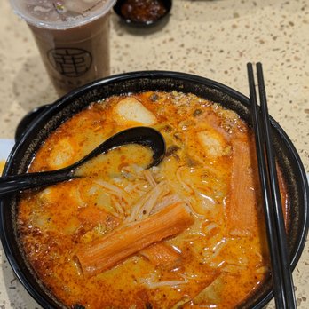 Deer Garden Signatures - Malay Laksa + Flat Rice Noodle + Imitation crab & fish tofu + Cold Milk Tea - Noodles Near Me - Toronto, Ontario Deer Garden Signatures - Malay Laksa + Flat Rice Noodle + Imitation crab & fish tofu + Cold Milk Tea - Noodles Near Me - Toronto, Ontario
