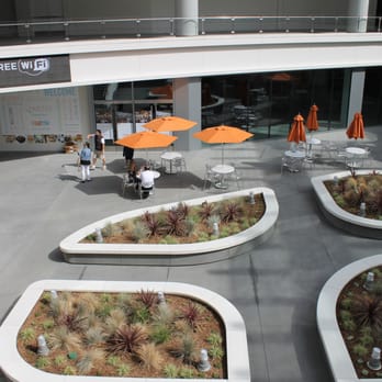 Target - Gorgeous new courtyard we've waited 2 years for!! - Department Stores Near Me - Los Angeles, California