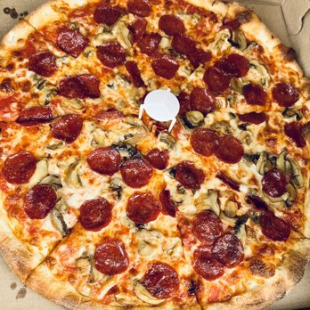 Pepperoni Pizza & Grill - Mushroom and pepp pizza well done - Pizza Near Me - Oaklyn, New Jersey
