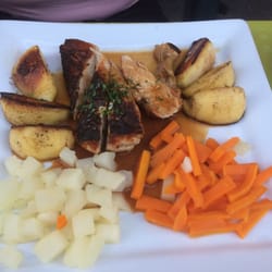 Le Saisonnier Restaurant - Truthahnfilet mit flambiertem Apfel