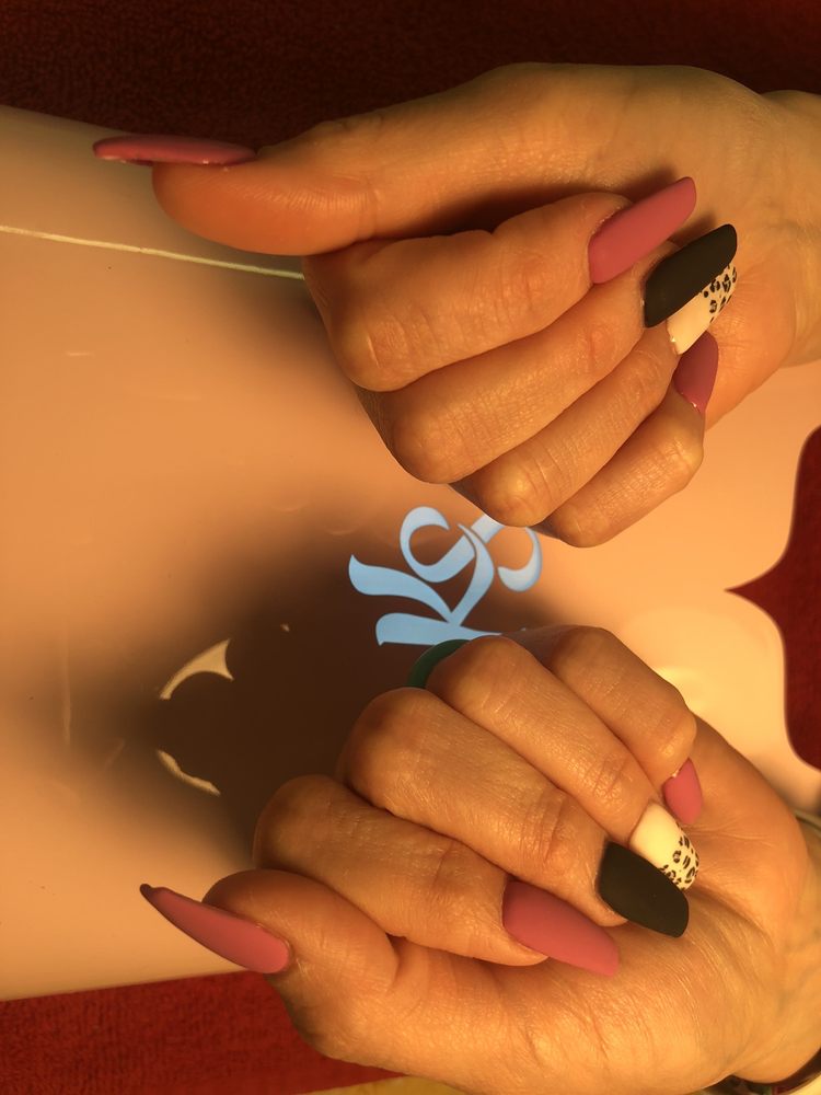 UVALDE NAILS Updated June 2024 31 Photos 309 N Getty, Uvalde