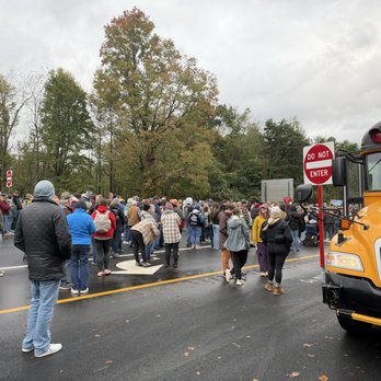 Bridge Day - Opening crowds are way better than afternoon crowds, go early for less people but still busy - Local Flavor Near Me - Fayetteville, West Virginia