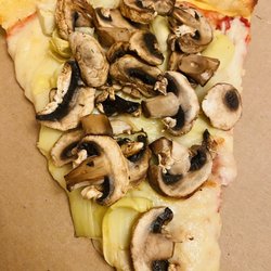 Joe Peeps NY Pizza - Mushroom & Artichoke pizza slice!