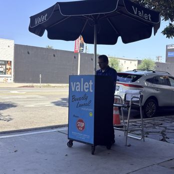 Beverly Laurel Hotel - Valet available out front - street & meter parking also available - Hotels Near Me - Los Angeles, California