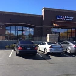 USA Liberty Arms - Outside of the store